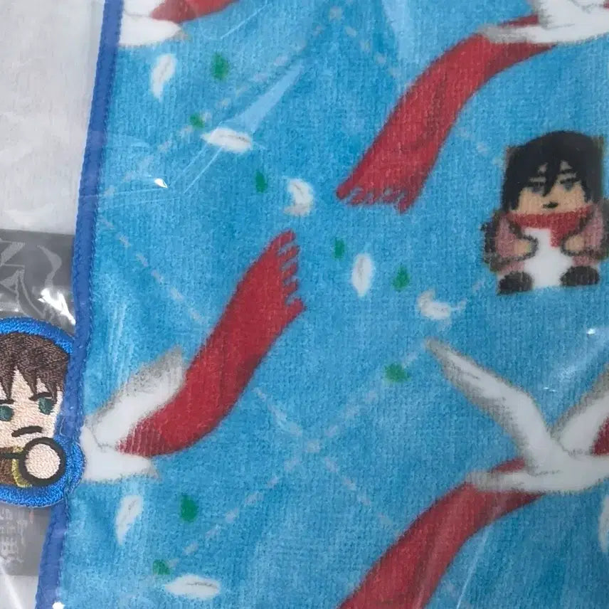 [BUNJANG] Attack on Titan Eren Mikasa Handkerchief (Sealed, Official) / 미개봉 진격의 거인 에렌 미카사 손수건
