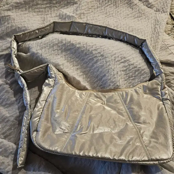 [BUNJANG] Fill in the Blank Icy Hobo Bag Padded Crossbody Bag / 필인더블랭크 아이시 호보백 크로스백 패딩백