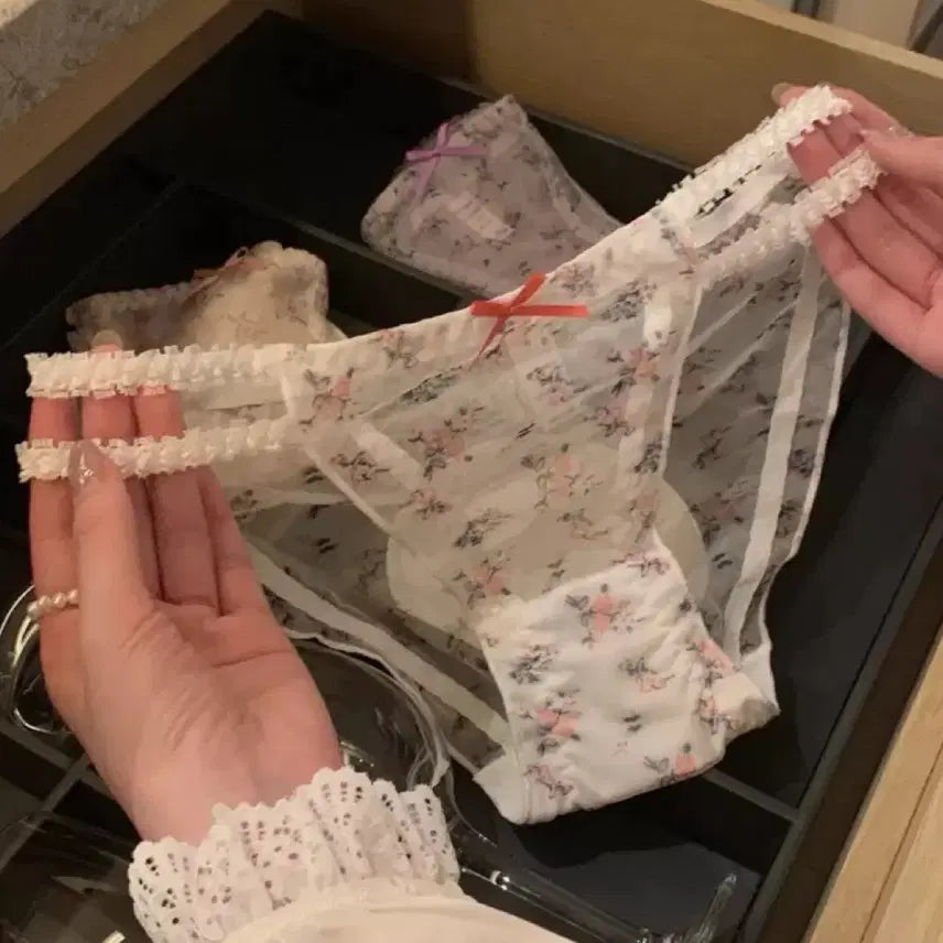 [BUNJANG] Women's Floral See-Through Lace Panties / 중고 여성 플로럴 시스루 팬티