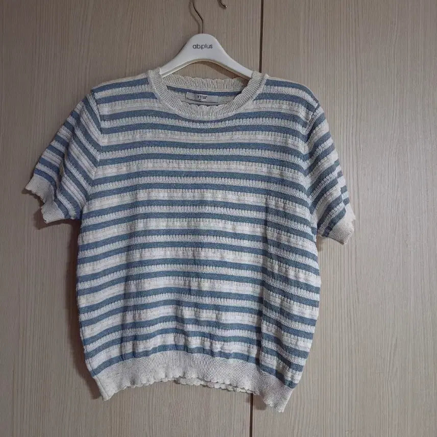 [BUNJANG] VYUR Women's Short Sleeve Knit T-Shirt Size 55 / vyur 여자 반팔 니트티 55사이즈