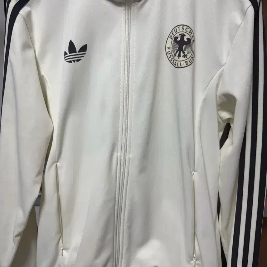 [BUNJANG] Adidas Germany Beckenbauer Track Top Off White / 아디다스 독일 베켄바우어 트랙 탑 오프 화이트