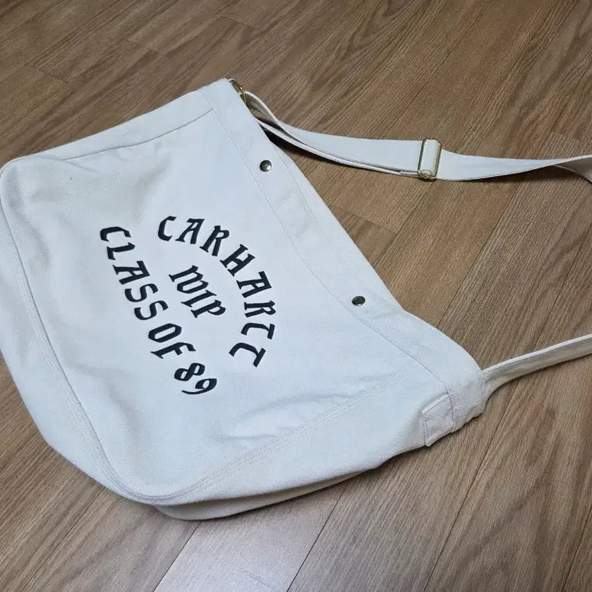 [BUNJANG] Carhartt Canvas Crossbody Messenger Bag / 칼하트 캔버스 크로스백 (메신저백)