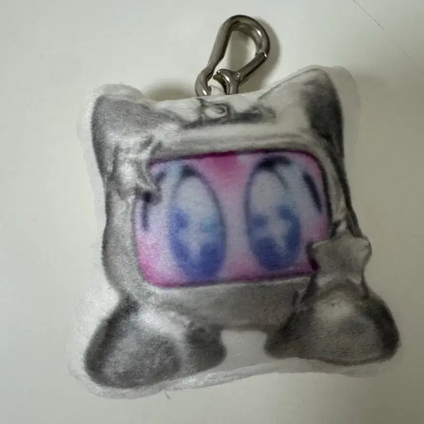 [BUNJANG] EZIO Ultimate Kitty-chan Cushion Keyring / ezo작가님 이지오 Ultimate Kitty-chan 쿠션키링