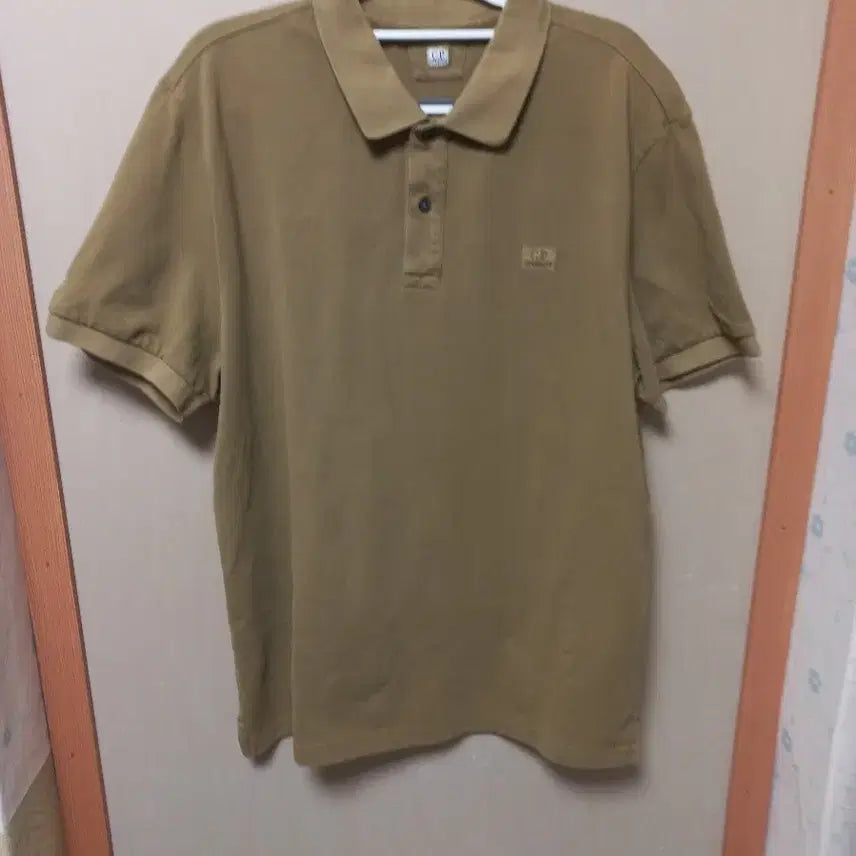 [BUNJANG] CP Company Men's Pique Logo Polo Shirt Khaki 105 / 정품 CP컴퍼니 남성 피케 로고  카키 폴로 셔츠 105