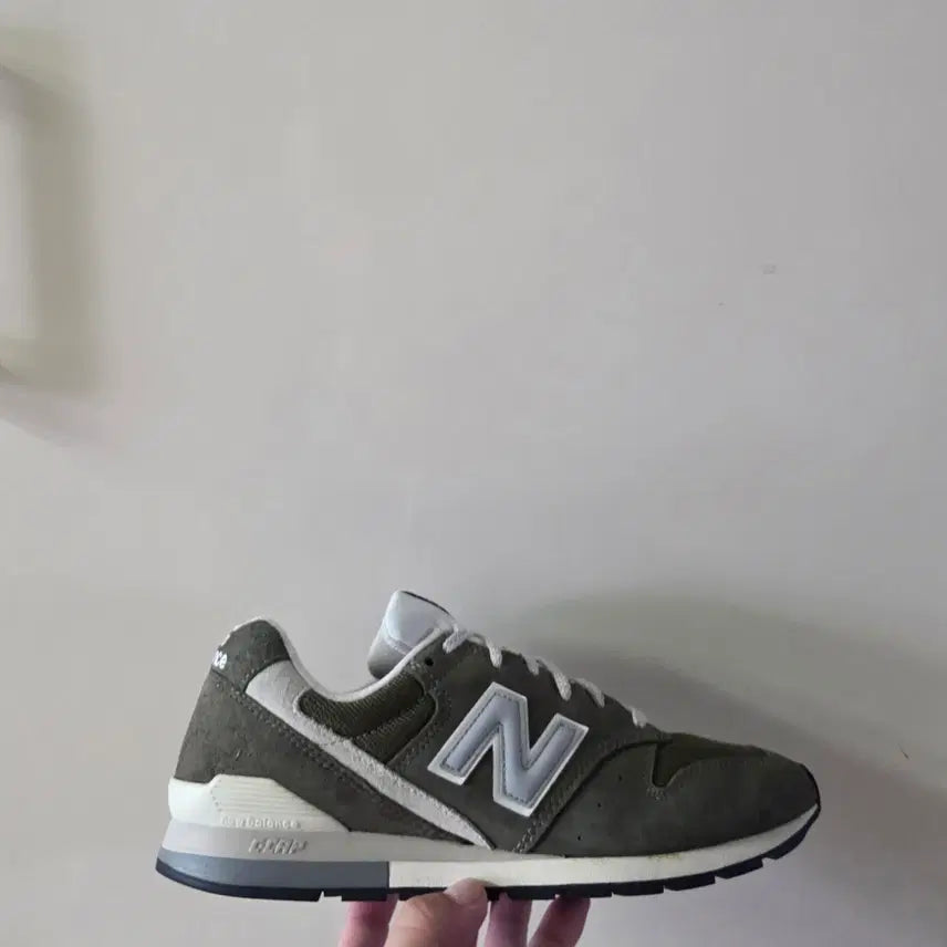 [BUNJANG] New Balance 996v2 Classic Olive Khaki CM996RY2 / [260] 뉴발란스 996v2 클래식 올리브카키