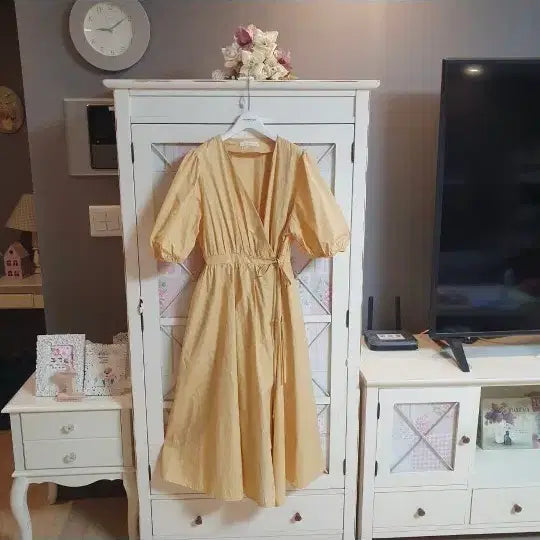 [BUNJANG] Yellow Wrap Style Long Dress (Size 55-66) / 롱원피스/55~66