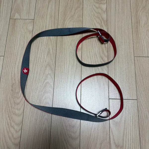 [BUNJANG] Manduka Yoga Mat Strap Charcoal/Red / 만두카 요가매트 스트랩 차콜/레드 새상품