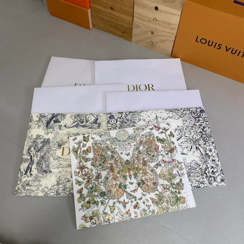 [BUNJANG] Dior Large Shopping Bag Bundle Set / 디올 대형 쇼핑백(64*51*19) 7장 일괄