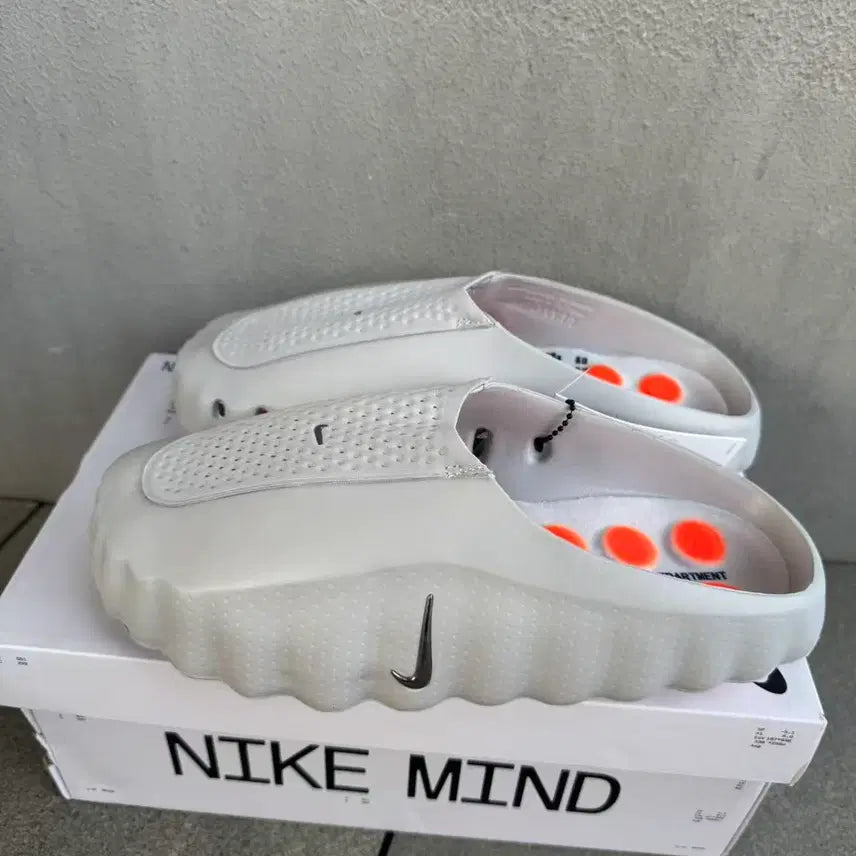 [BUNJANG] Nike Mind 001 Light Smoke Grey Chrome US 10.5 / 나이키 마인드 001 라이트 스모크 그레이 크롬 285MM