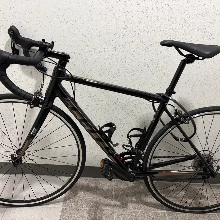 [BUNJANG] Cello Scalati A1 Entry-Level Road Bicycle / 첼로 스칼라티a1 입문용로드자전거