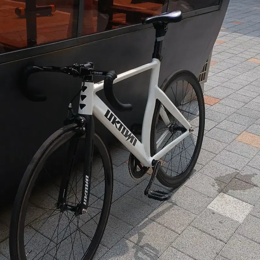 [BUNJANG] Unknown Lv3 2024 Full Carbon Road Bike / 언노운 lv3 2024 렙쓰리 m사이즈 개급처 1주만 이가격