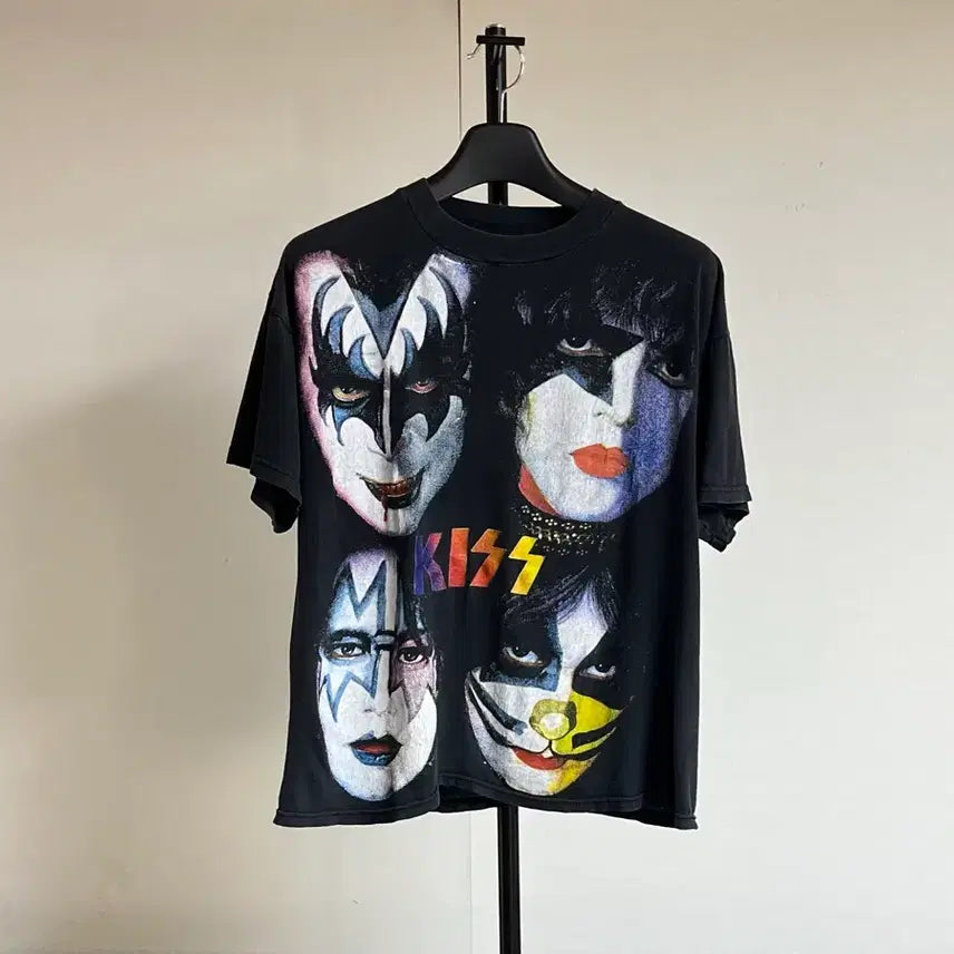 [BUNJANG] Vintage Kiss Band Bootleg T-Shirt / 빈티지 kiss 키스 부틀랙 반팔 티셔츠  밴드티