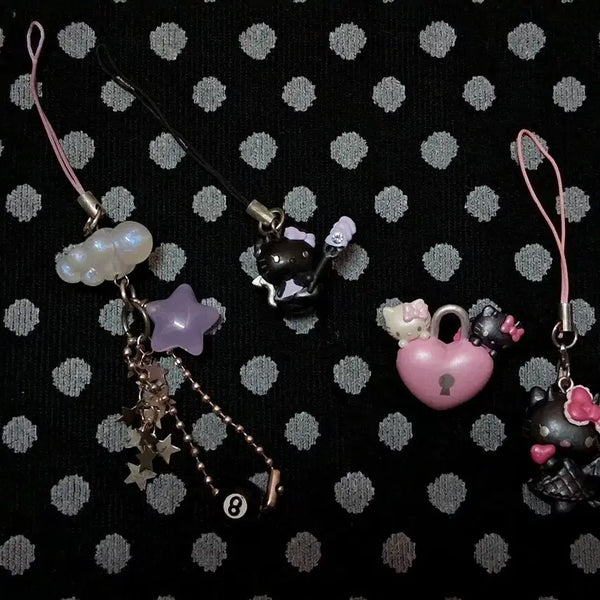 [BUNJANG] Sanrio Hello Kitty Devil & Angel Bead Keychain Set / 악마 데빌 천사 키티스트랩 세트 / 산리오 헬로키티 비즈 키링
