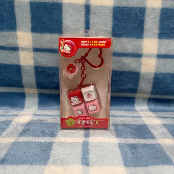 [BUNJANG] Sanrio Hello Kitty Keycap Keychain / 산리오 헬로키티 키캡 키링