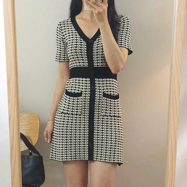 [BUNJANG] Women's Short-Sleeve Knit Dress V-Neck Wedding Guest Dress / (F)여성 반팔 니트 원피스 브이넥 하객룩 E9W4272