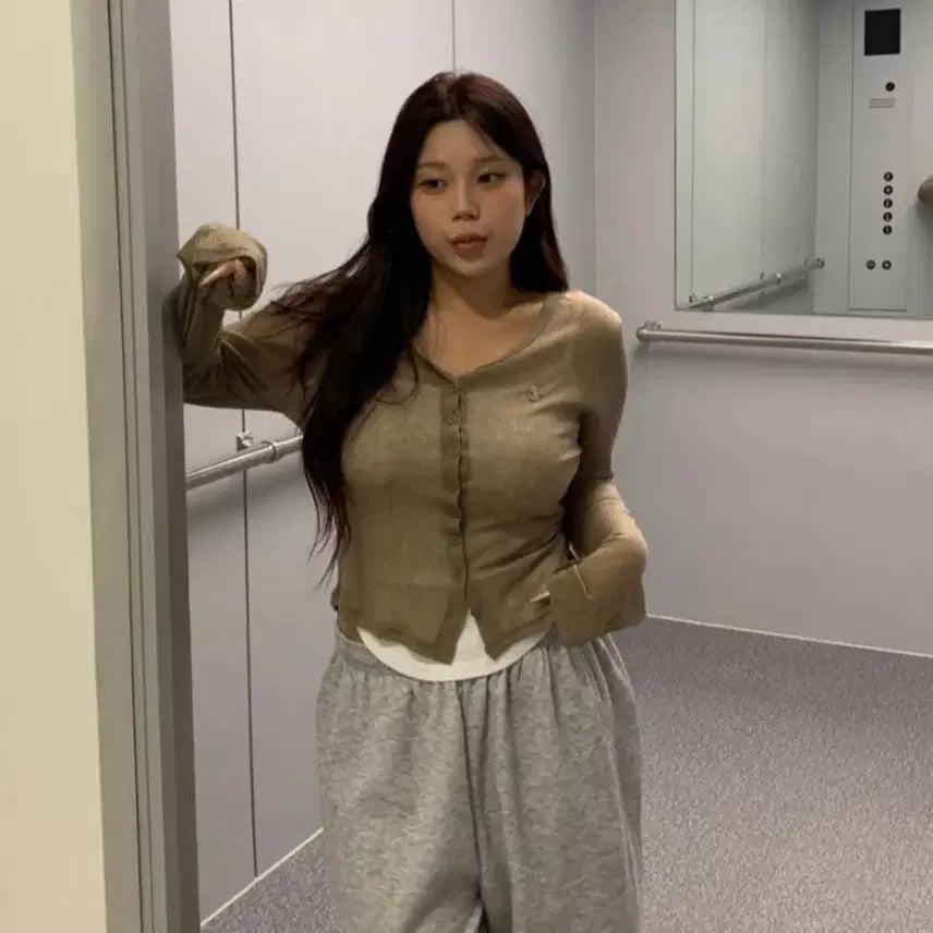 [BUNJANG] DAISYTUEL Only You Neck Tension See-through Ribbed Cardigan / [새상품] 데이지투엘 온리 유넥 텐션 굴림 시스루 긴팔 가디건