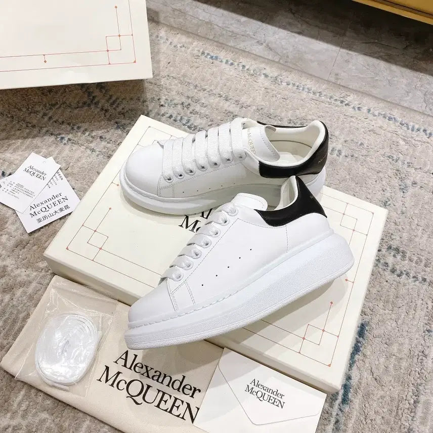 [BUNJANG] Alexander McQueen White Sneakers / 알렉산더 맥퀸 화이트 스니커즈 / 정품 / 상태 깨끗 / 판매 중