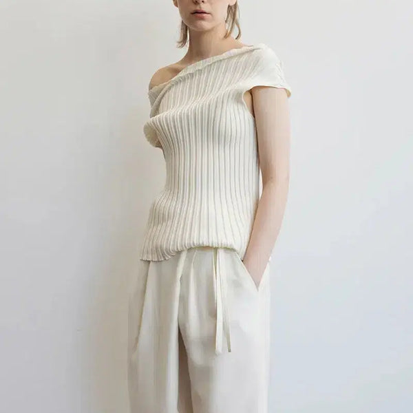 [BUNJANG] Le917 Millie Knit Sleeveless Mockneck Top / 르917 MILLIE KNIT SLEEVELESS MOCKNECK TOP