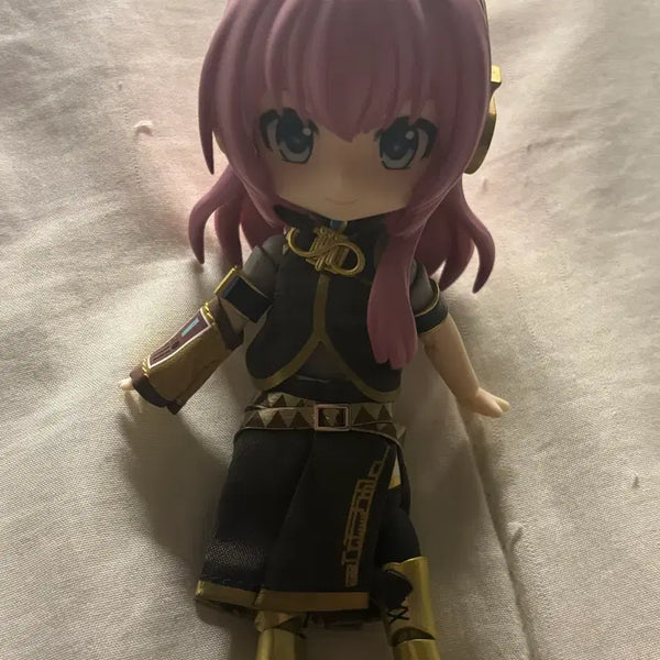 [BUNJANG] Megurine Luka Nendoroid Doll Figure / 메구리네 루카 넨도돌 넨도 넨도로이드 돌