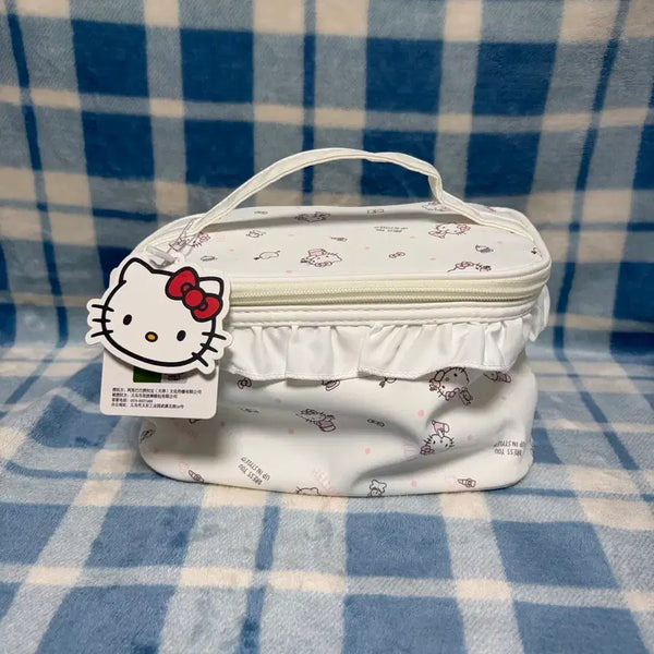 [BUNJANG] Sanrio Hello Kitty Frill Pouch / 산리오 헬로키티 프릴 파우치