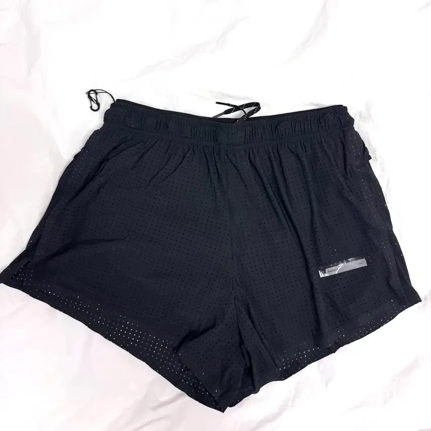 [BUNJANG] Satisfy Space-O 2.5" Distance Shorts / 새티스파이 쇼츠