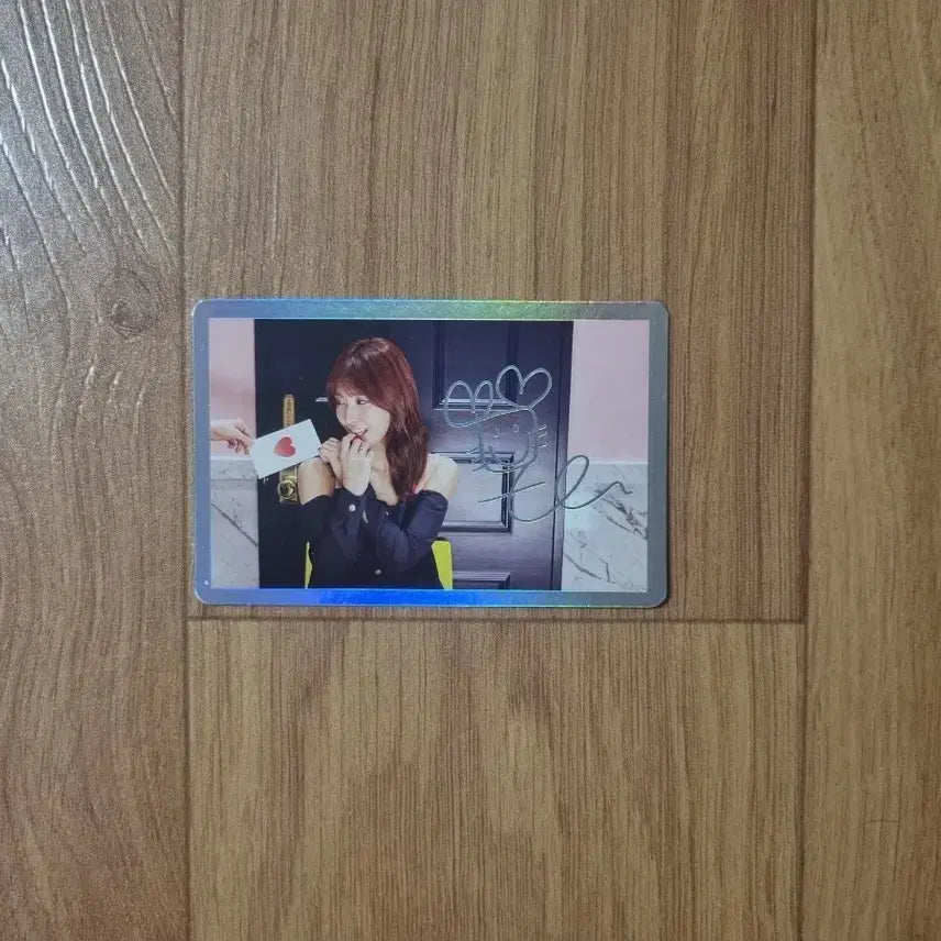 [BUNJANG] TWICE Signal Momo Special Photocard / 트와이스 시그널 모모 스페셜 포토카드 (포카)
