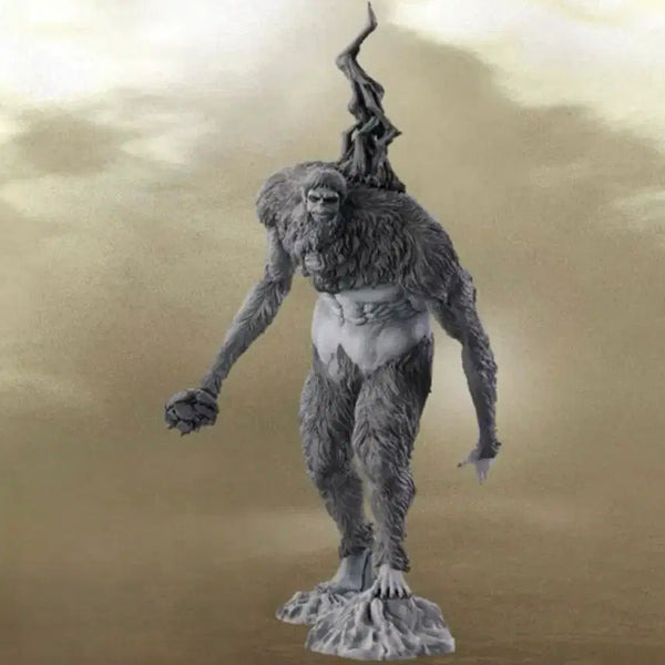 [BUNJANG] Attack on Titan Beast Titan Figure (Last One Prize, Sealed) / (미개봉) 택포 12 진격의거인 라스트원상 짐승거인 피규어