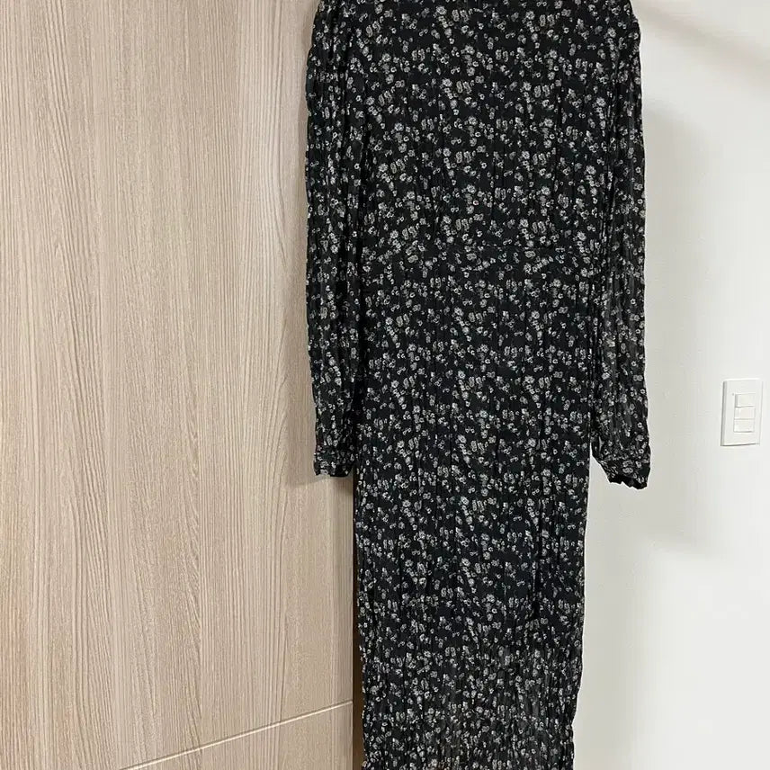 [BUNJANG] Chiffon See-through Floral Long Dress / 쉬폰 시스루 꽃무늬 롱 원피스