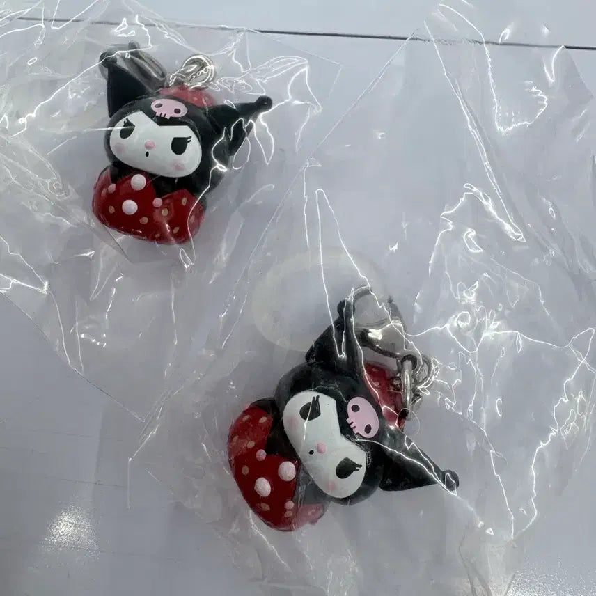[BUNJANG] Sanrio Ichigo KuroMi Bundle Set (2 pcs) / 일괄 산리오 딸기 이치고 메지루시 가챠 쿠로미  2개