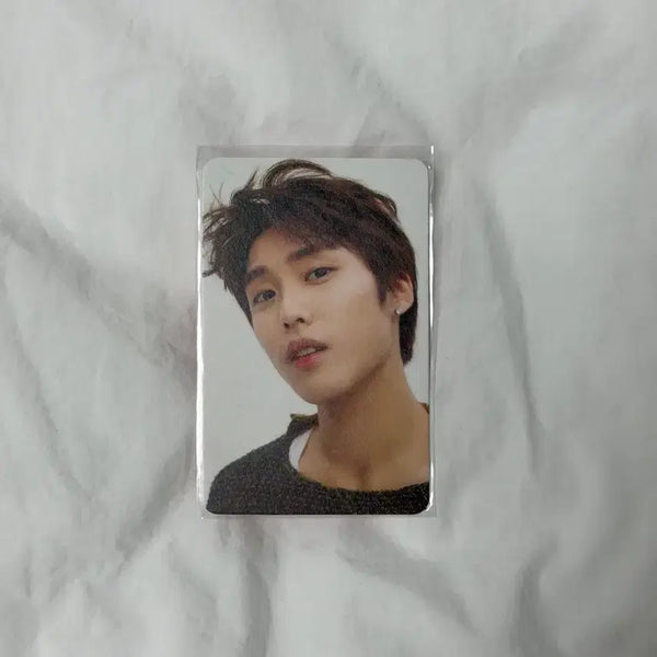 [BUNJANG] The Boyz Jacob Right Here Platform QR Photocard / 더보이즈 제이콥 라잇히어 플랫폼 qr 포카