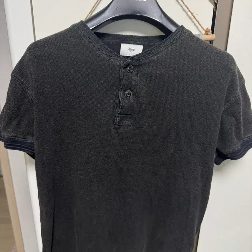 [BUNJANG] Hysteric Glamour Washed Henry Neck T-Shirt Vintage Black Size 0 / 헤이스트 워시드 헨리넥/빈티지 블랙/0사이즈