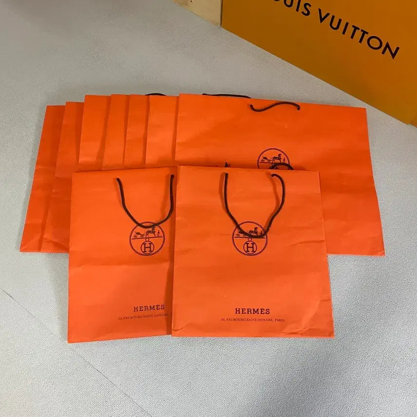 [BUNJANG] Hermès Shopping Bag Bundle Set (9 pcs) / 에르메스 쇼핑백 9장 일괄