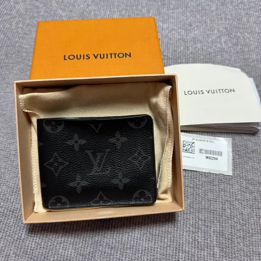 [BUNJANG] Louis Vuitton Monogram Eclipse Bifold Wallet / 루이비통 모노그램 이클립스 반지갑