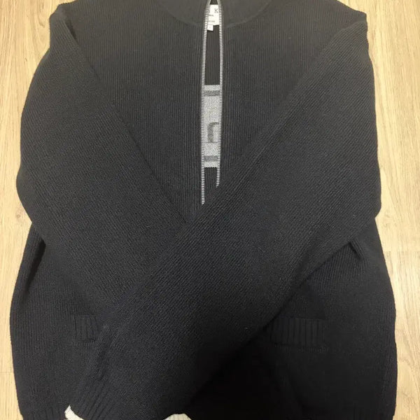 [BUNJANG] Matin Kim Spell Point Stripe Cardigan L / 마뗑킴 스펠 포인트 스트라이프 가디건 L