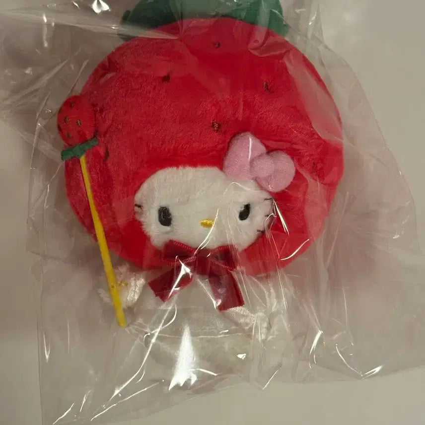 [BUNJANG] Sanrio Ichigo House Limited Mascot Plush: Hello Kitty / 산리오 딸기하우스 한정 마스코트 인형 헬로키티