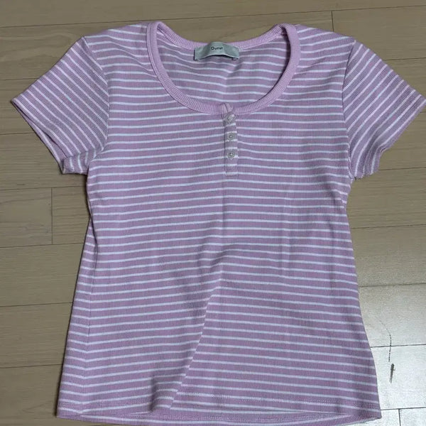 [BUNJANG] Dunst Pink Stripe Henley Short Sleeve T-Shirt / 던스트 핑크 스트라이프 헨리넥 반팔 티셔츠