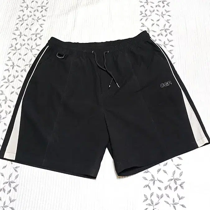 [BUNJANG] Code Graphy Windbreaker Shorts Size 32 / 코드그라피 바람막이반바지 32인치 기장48