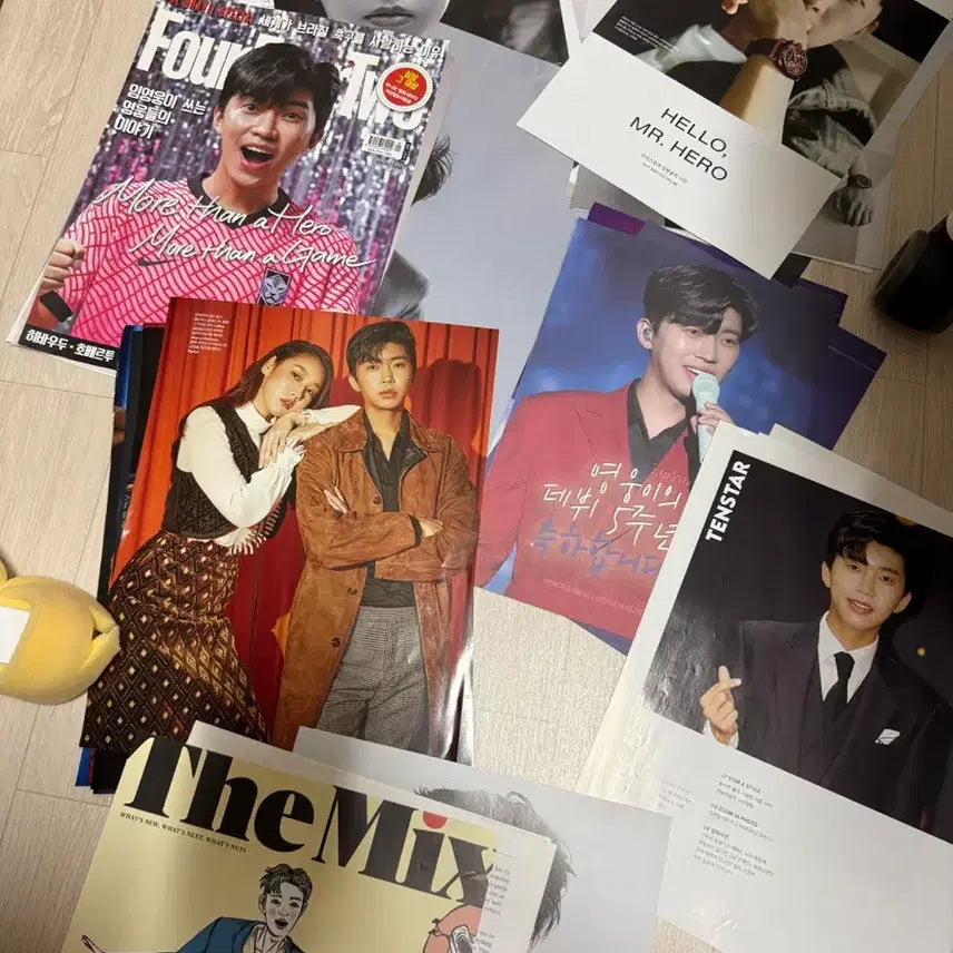 [BUNJANG] Lim Young Woong Magazine Scraps Collection (Fotbollskanalen, Topclass, Cosmopolitan, Briston, PMK, etc.) / 임영웅 잡지 모음집 스크랩 (포포투 탑클래스 PMK 코스모 브리스톤 등)