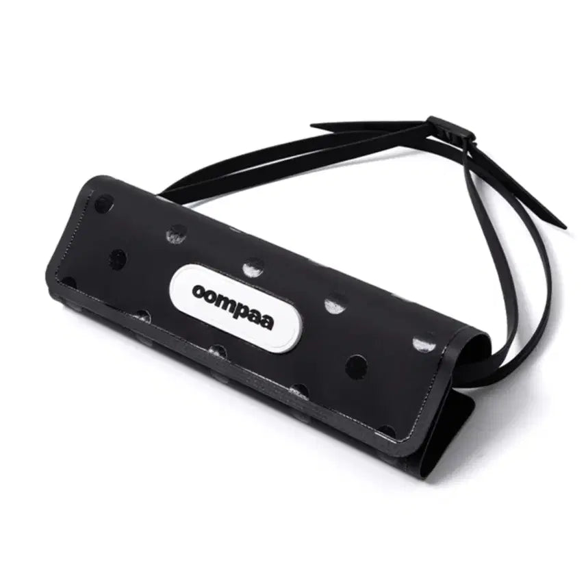 [BUNJANG] Oompa Don't Worry Goggle Case Black Dot / (움파/1.9만원/미개봉새상품)돈워리 수경케이스 블랙 도트