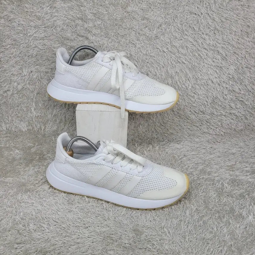 [BUNJANG] Adidas Flashback White Sneakers / 구제짱짱맨 230 아디다스 플래시백 화이트 스니커즈