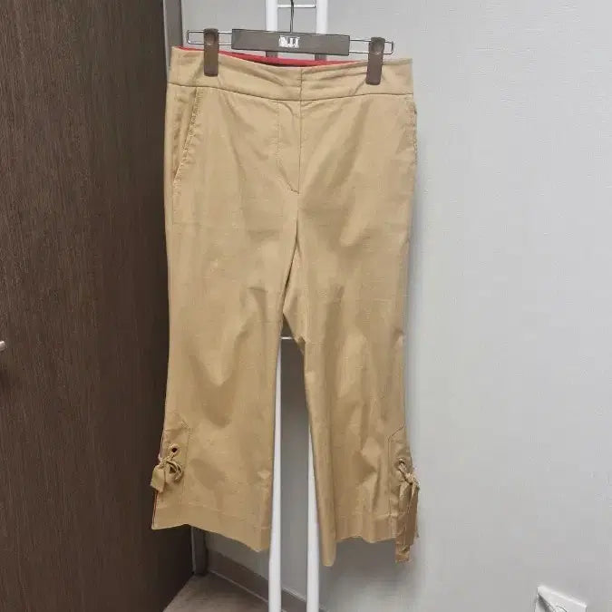 [BUNJANG] Lucky Chouette Beige Cotton Spandex Bootcut Pants Size 36 / 럭키슈에뜨(36) 베이지 면스판 부츠컷팬츠