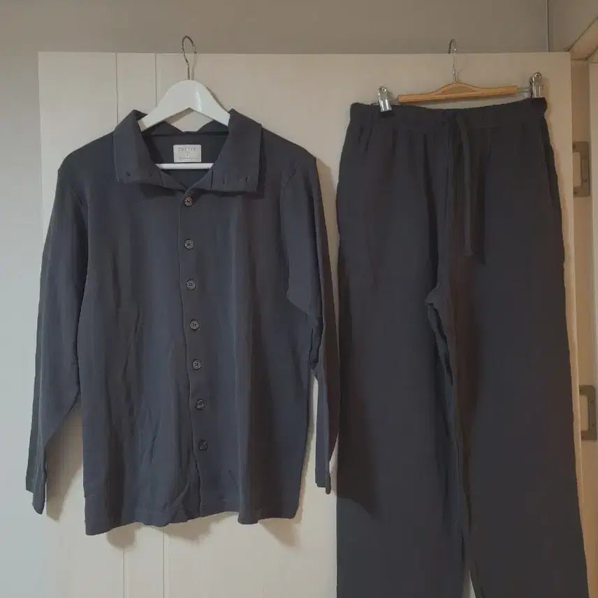 [BUNJANG] Korean Air x Frette First Class Pajama Set M / 대한항공 Frette 일등석 잠옷 Firstclass 파자마 M