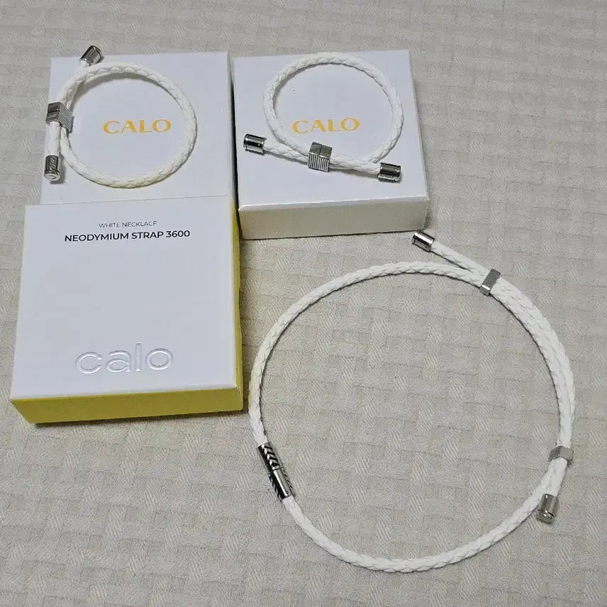 [BUNJANG] Kallo White Neodymium Strap 3600 Necklace / 칼로 화이트 네오디뮴 스트랩 3600 목걸이