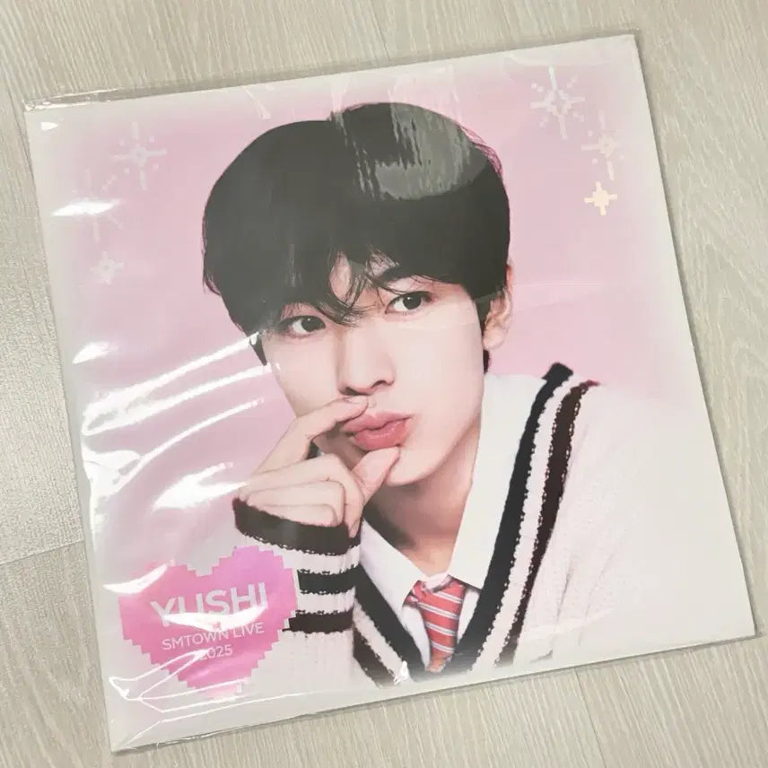 [BUNJANG] SMTOWN LIVE 2025 Yuushi LP Poster / 유우시 SMTOWN LIVE 2025 엘피 포스터 lp