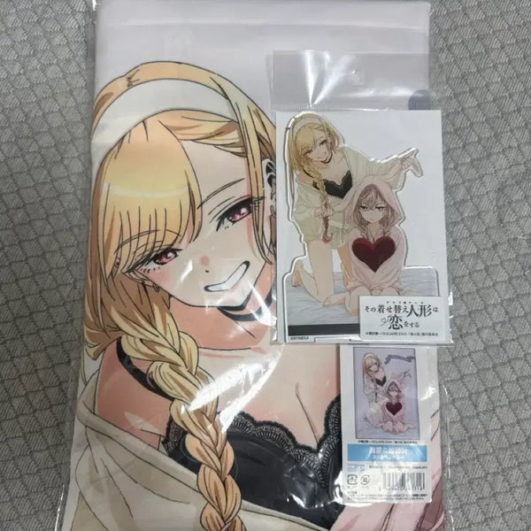 [BUNJANG] Kitagawa Marin B2 Tapestry Stand / 그비돌 키타가와마린  아크릴 스탠드/B2 족자봉 테피 판매