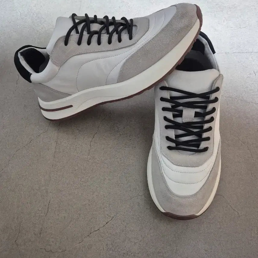 [BUNJANG] Loro Piana Weekend Walk Sneakers / 로로피아나 위크엔드 워크 스니커즈41