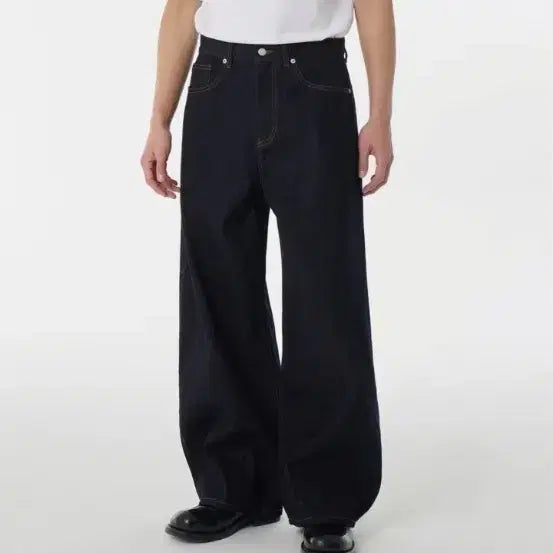 [BUNJANG] Musinsa Standard Balloon Denim Pants Deep Indigo 33 / [33 size] 무신사 스탠다드 벌룬 데님 팬츠 딥 인디고
