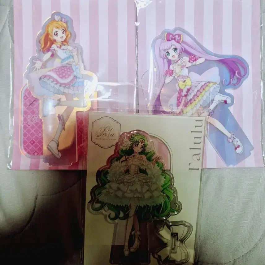 [BUNJANG] Starpara Haruka & Lara + Pripara Faruru Lapari Acrylic Stand / 스타파라 하늘,라라+프리파라 파루루 라파리 아크릴 판매합니다