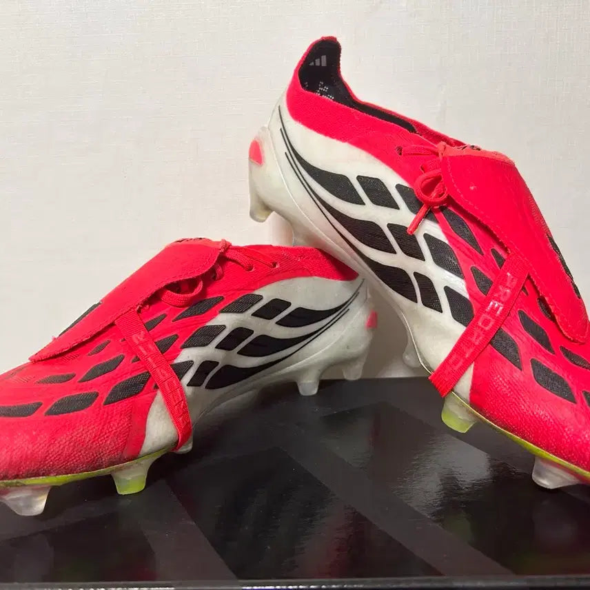 [BUNJANG] Adidas Predator 26 Football Boots / 아디다스 프레데터26