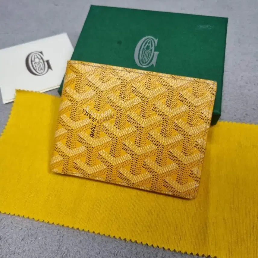 [BUNJANG] Goyard Victoire Wallet Special Color Yellow / [ 유일매물 , 새상품급 ] 고야드 빅투와르 반지갑 스페셜컬러 옐로우